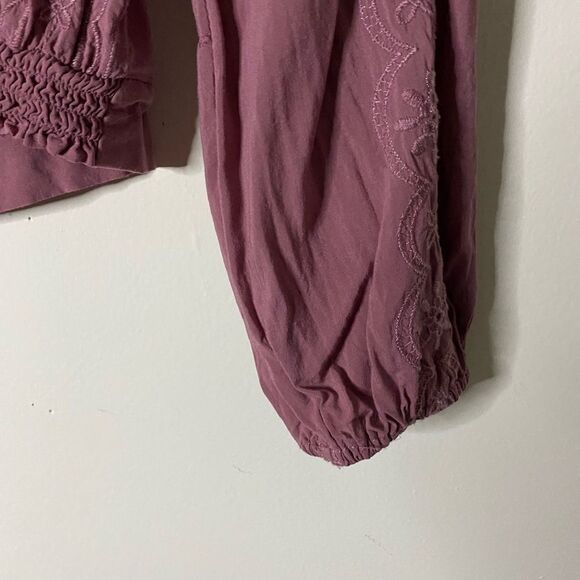 Aeropostale Mauve Pink Eyelet Surplice Top Size M - Picture 8 of 9